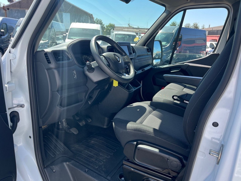 Photo 5 de l'offre de RENAULT MASTER III FG F3500 L2H2 2.3 BLUE DCI 150CH GRAND CONFORT EURO6 + OPTIONS à 20940€ chez Bretagne Utilitaires