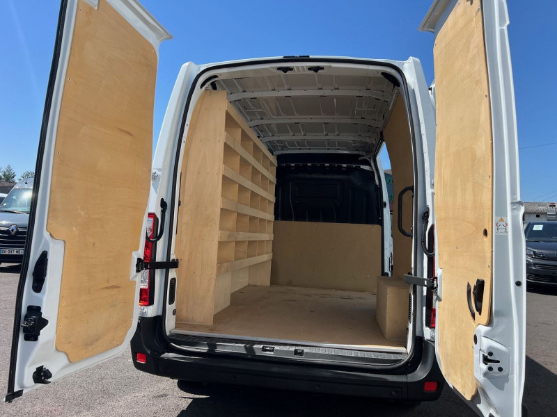 Photo 4 de l'offre de RENAULT MASTER III FG F3500 L2H2 2.3 BLUE DCI 150CH GRAND CONFORT EURO6 + OPTIONS à 20940€ chez Bretagne Utilitaires