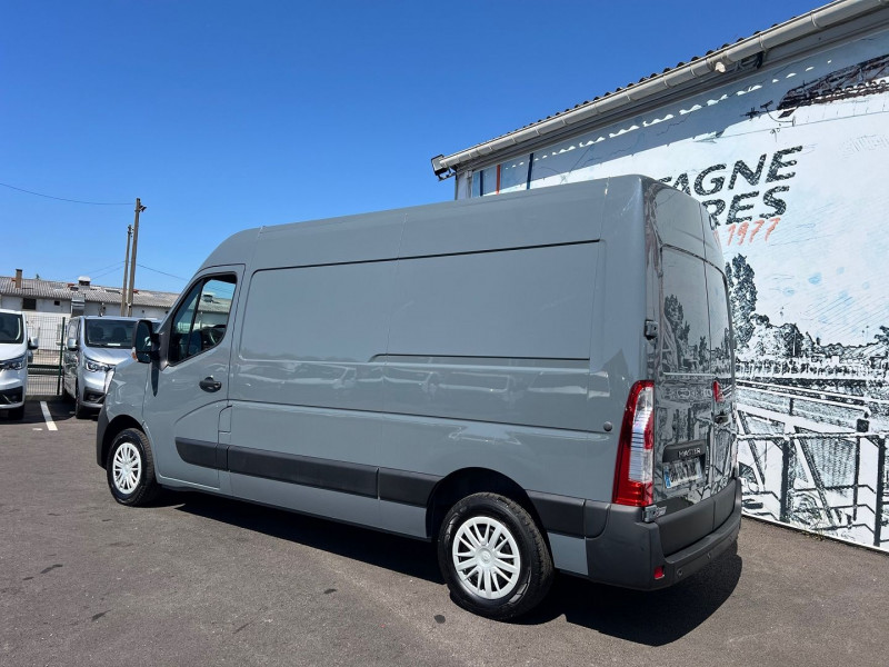 Photo 2 de l'offre de RENAULT MASTER III FG F3300 L2H2 2.3 BLUE DCI 150CH GRAND CONFORT EURO6 à 16740€ chez Bretagne Utilitaires