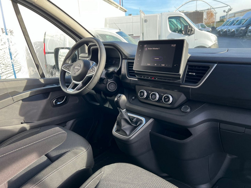Photo 2 de l'offre de NISSAN PRIMASTAR FG L1H1 2T8 2.0 DCI 150CH TEKNA BVA9 EURO6E GSR2B + ATTELAGE à 39540€ chez Bretagne Utilitaires