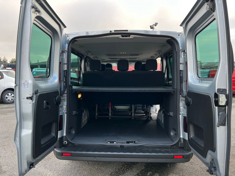 Photo 6 de l'offre de NISSAN PRIMASTAR COMBI 9PL L2H1 3T0 2.0 DCI 170CH S/S TEKNA DCT à 42540€ chez Bretagne Utilitaires