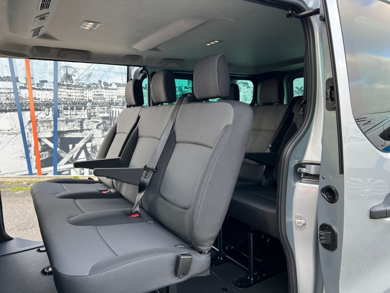 Photo 4 de l'offre de NISSAN PRIMASTAR COMBI 9PL L2H1 3T0 2.0 DCI 170CH S/S TEKNA DCT à 42540€ chez Bretagne Utilitaires