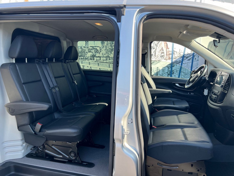 Photo 6 de l'offre de MERCEDES-BENZ VITO 4X4 119 CDI MIXTO 6 PLACES EXTRA-LONG PRO 9G-TRONIC + OPTIONS à 44340€ chez Bretagne Utilitaires