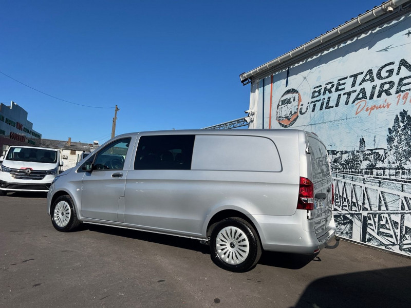 Photo 3 de l'offre de MERCEDES-BENZ VITO 4X4 119 CDI MIXTO 6 PLACES EXTRA-LONG PRO 9G-TRONIC + OPTIONS à 44340€ chez Bretagne Utilitaires