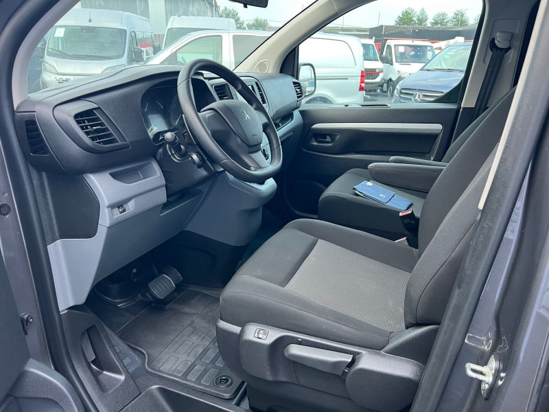 Photo 4 de l'offre de PEUGEOT EXPERT 5PL LONG 2.0 BLUEHDI 180CH S&S CAB APPRO EAT8 à 28740€ chez Bretagne Utilitaires