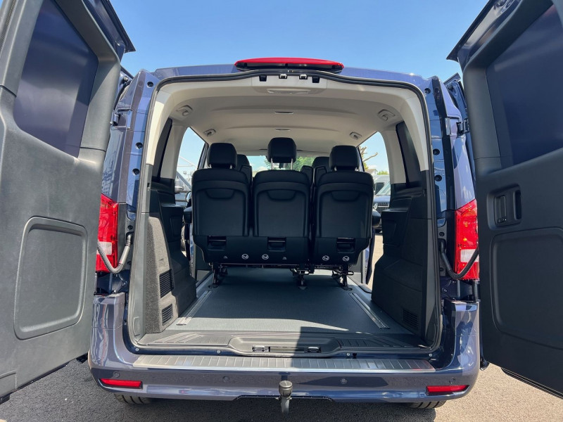 Photo 7 de l'offre de MERCEDES-BENZ VITO 4X4 119 CDI MIXTO COMPACT SELECT PROPULSION 9G-TRONIC à 70740€ chez Bretagne Utilitaires