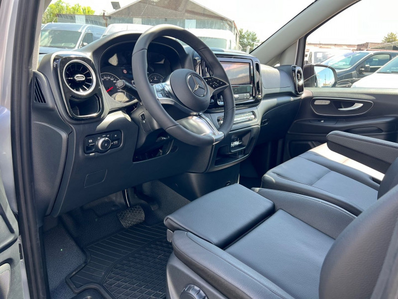 Photo 4 de l'offre de MERCEDES-BENZ VITO 4X4 119 CDI MIXTO 6PL LONG SELECT 9G-TRONIC à 70740€ chez Bretagne Utilitaires