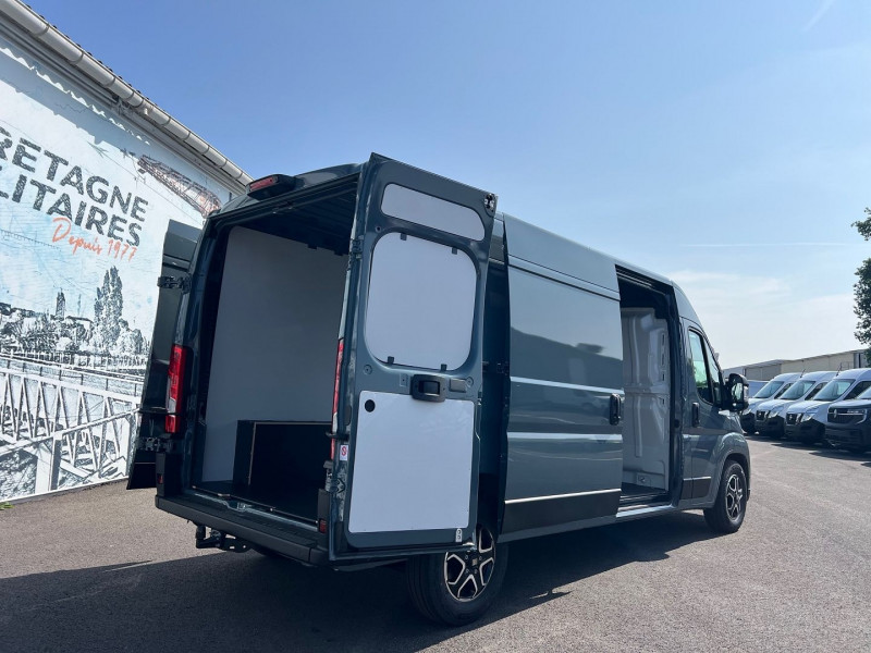 Photo 3 de l'offre de FIAT DUCATO FG L3H2 3.5 MAXI 180CH S&S PACK PREMIUM CONNECT BVA8 à 44940€ chez Bretagne Utilitaires
