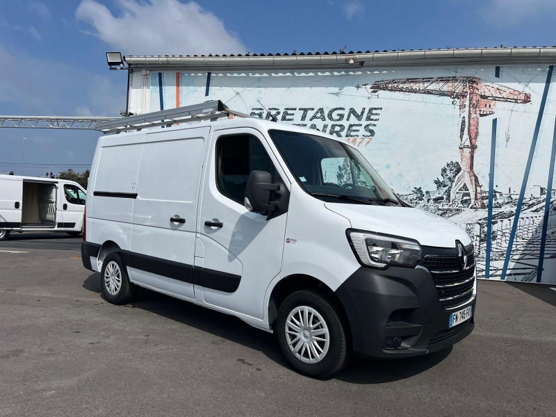 Photo 1 de l'offre de RENAULT MASTER GALERIE F3500 L1H1 2.3 DCI 135CH GRAND CONFORT + OPTIONS à 18900€ chez Bretagne Utilitaires