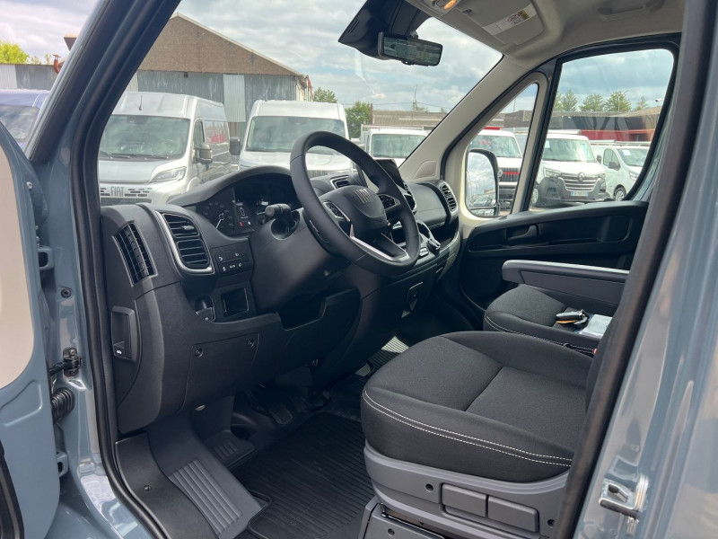 Photo 5 Fiat DUCATO FG MH1 - L2H1 3.5 MAXI 140CH S&S PACK PREMIUM CONNECT BVA8 Diesel GRIS  en vente chez Bretagne Utilitaires Photo 5 de l'offre de FIAT DUCATO FG MH1 - L2H1 3.5 MAXI 140CH S&S PACK PREMIUM CONNECT BVA8 à 43140€ chez Bretagne Utilitaires