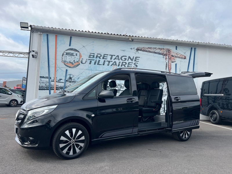 Photo 1 de l'offre de MERCEDES-BENZ VITO FG 4X4 119 CDI MIXTO COMPACT SELECT 9G-TRONIC à 35940€ chez Bretagne Utilitaires