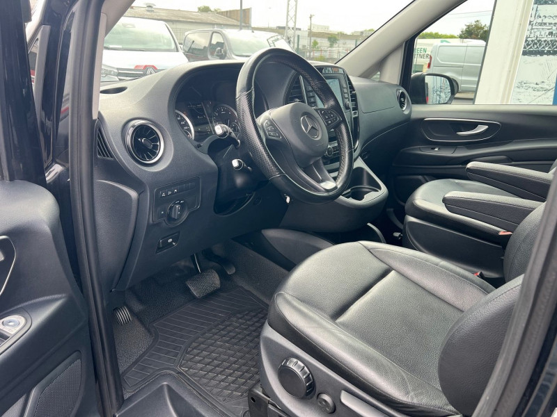 Photo 6 de l'offre de MERCEDES-BENZ VITO FG 4X4 119 CDI MIXTO COMPACT SELECT 9G-TRONIC à 35940€ chez Bretagne Utilitaires