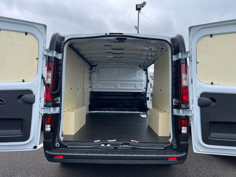 Photo 5 de l'offre de NISSAN PRIMASTAR FG L2H1 3T1 2.0 DCI 150CH ACENTA + KIT BOIS MDP à 32340€ chez Bretagne Utilitaires