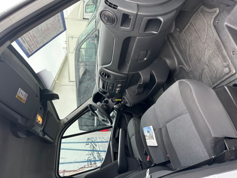 Photo 11 de l'offre de RENAULT MASTER III FG F3500 L3H2 2.3 DCI 130CH GRAND CONFORT EURO6 + OPTIONS à 16950€ chez Bretagne Utilitaires