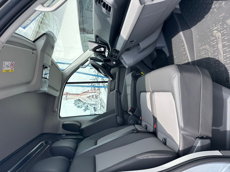 Photo 8 de l'offre de MAN TGE 4X4 L3H2 (L2H1) 3.5T 180 CV BVA NOMBREUSES OPTIONS à 59940€ chez Bretagne Utilitaires