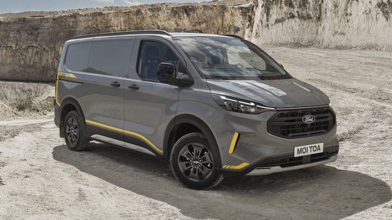 Photo 1 de l'offre de FORD TRANSIT CUSTOM TRAIL 4X4 L2H1 170 CV BVA8 + OTPIONS à 53340€ chez Bretagne Utilitaires
