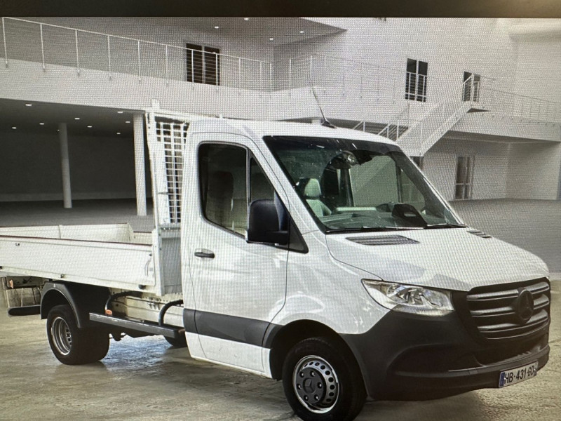 Photo 3 de l'offre de MERCEDES-BENZ SPRINTER CCB 517 CDI BVM6 37 3T5 BENNE JPM 2 VANTAUX à 45540€ chez Bretagne Utilitaires