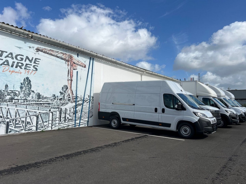 Fiat DUCATO FG L3H3 3.5 MAXI 180CH PACK PREMIUM CONNECT BVA8 Diesel BLANC Occasion à vendre