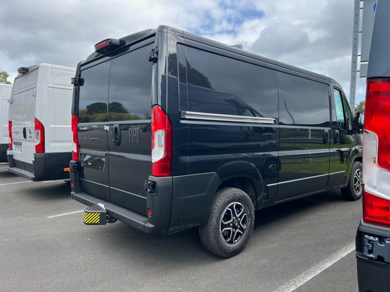 Photo 2 de l'offre de FIAT DUCATO FG MH1 - L2H1 3.5 MAXI 140CH S&S PACK PREMIUM CONNECT BVA8 à 43140€ chez Bretagne Utilitaires