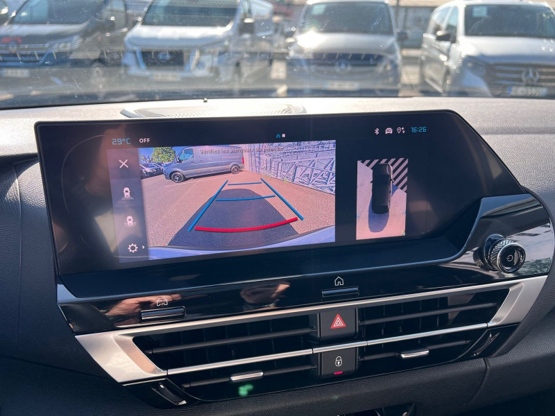 Photo 5 de l'offre de CITROEN C4 STE 130CH ESSENCE EAT8 FEEL NAV BUSINESS R SOCIETE à 17100€ chez Bretagne Utilitaires