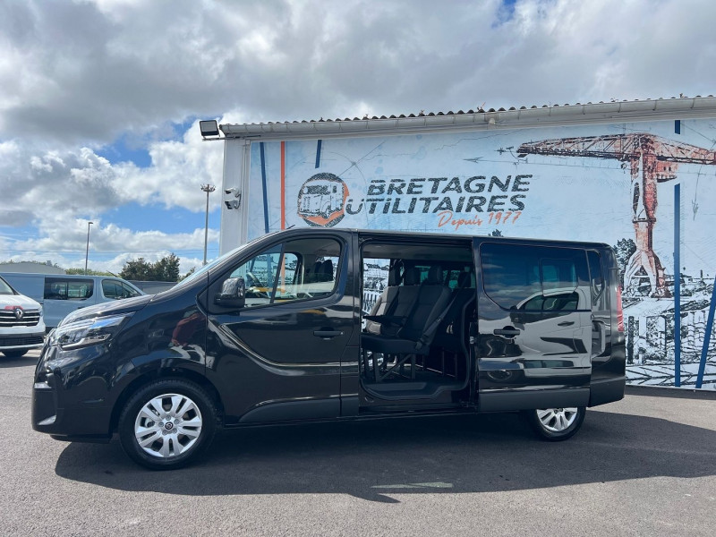 Photo 1 de l'offre de NISSAN PRIMASTAR COMBI NEW MINIBUS 9PL L2H1 3T0 2.0 DCI 170CH S/S BVA9 TEKNA + OPTIONS à 43140€ chez Bretagne Utilitaires