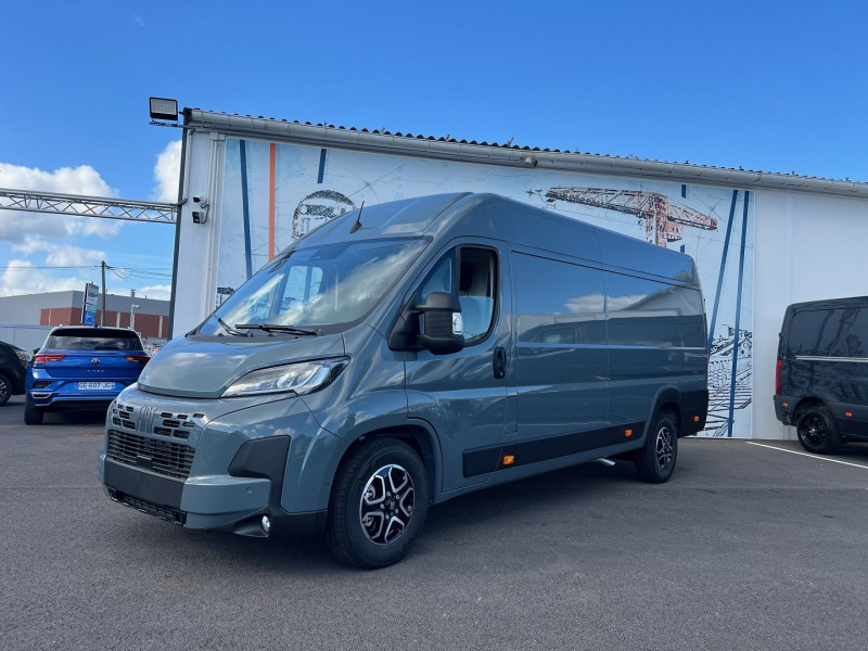 Photo 3 de l'offre de FIAT DUCATO FG L4H2 - XLH2 3.5 MAXI 180CH S&S PACK PREMIUM CONNECT BVA8 à 45540€ chez Bretagne Utilitaires