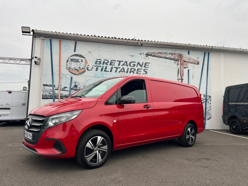 Mercedes-Benz VITO FG 4X4 119 CDI LONG SELECT 9G-TRONIC + OPTIONS Diesel ROUGE Occasion à vendre