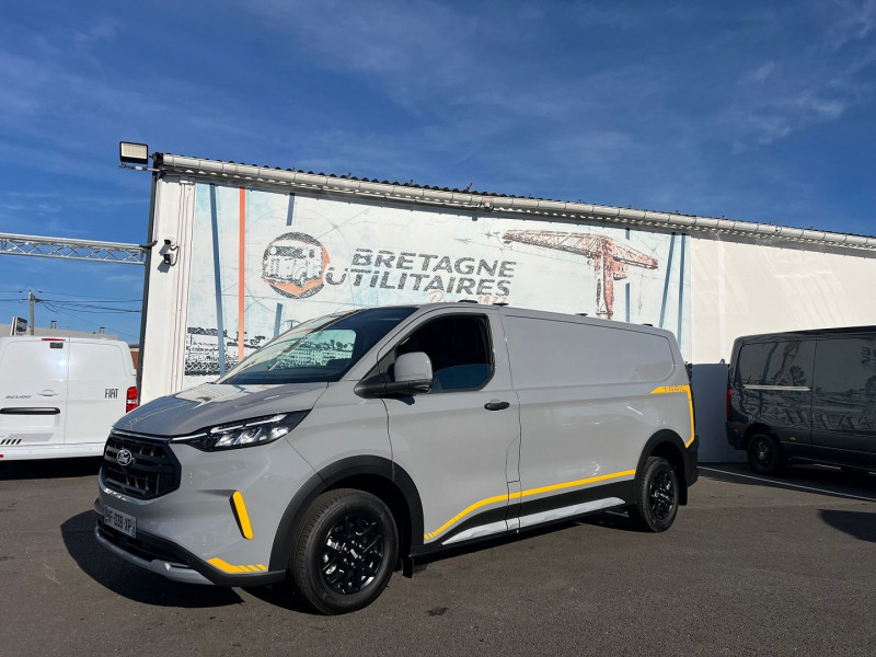 Photo 1 de l'offre de FORD TRANSIT CUSTOM TRAIL 4X4 L2H1 170 CV BVA8 + OTPIONS à 53340€ chez Bretagne Utilitaires