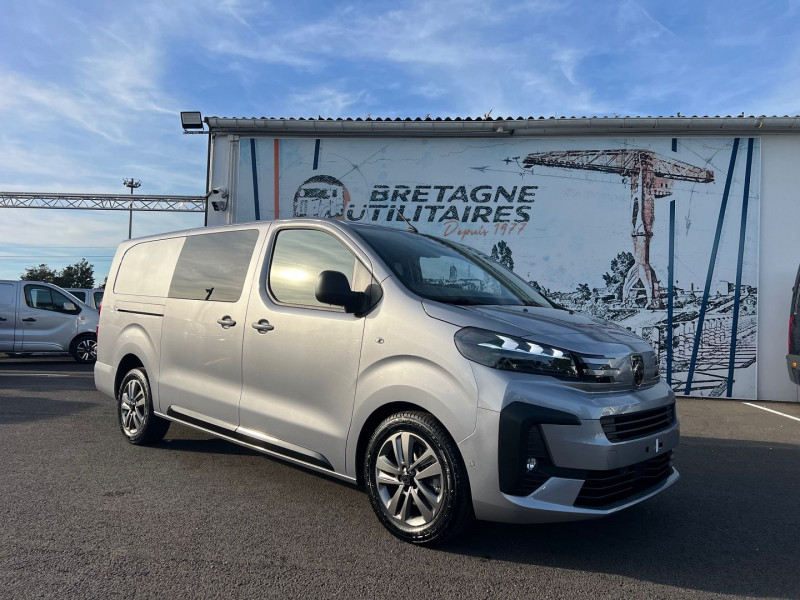 Photo 1 de l'offre de PEUGEOT EXPERT FG XL 2.0 BLUEHDI 180CH CAB APPRO 5PL PACK PREMIUM CONNECT EAT8 à 41940€ chez Bretagne Utilitaires
