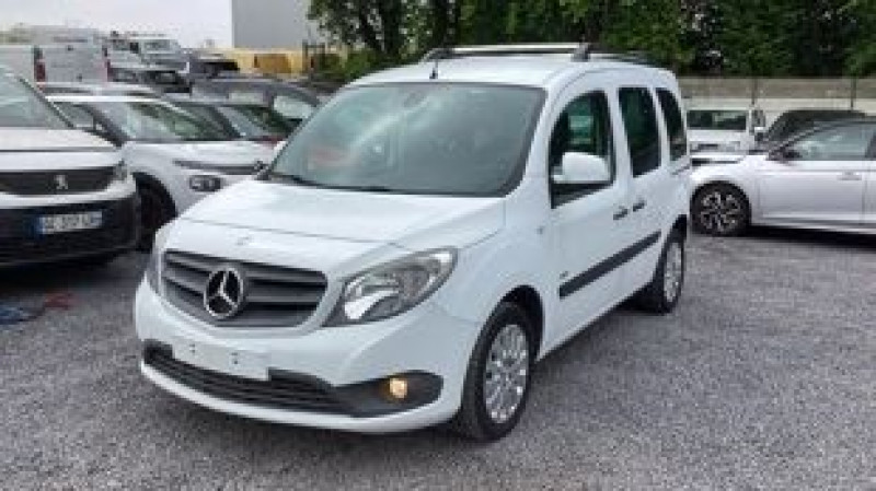 Photo 1 de l'offre de MERCEDES-BENZ CITAN TOURER 109 CDI 91CH PLUS LONG à 12450€ chez Bretagne Utilitaires