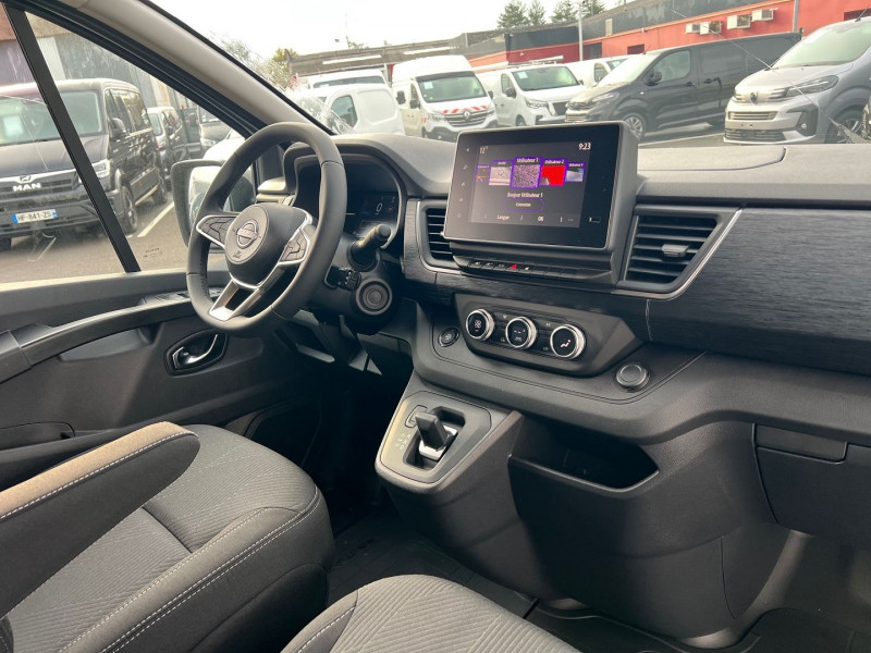 Photo 6 de l'offre de NISSAN PRIMASTAR FG L1H1 2.0 DCI 170CH BVA9 TEKNA  + PACK CARGO + ATTELAGE à 39900€ chez Bretagne Utilitaires