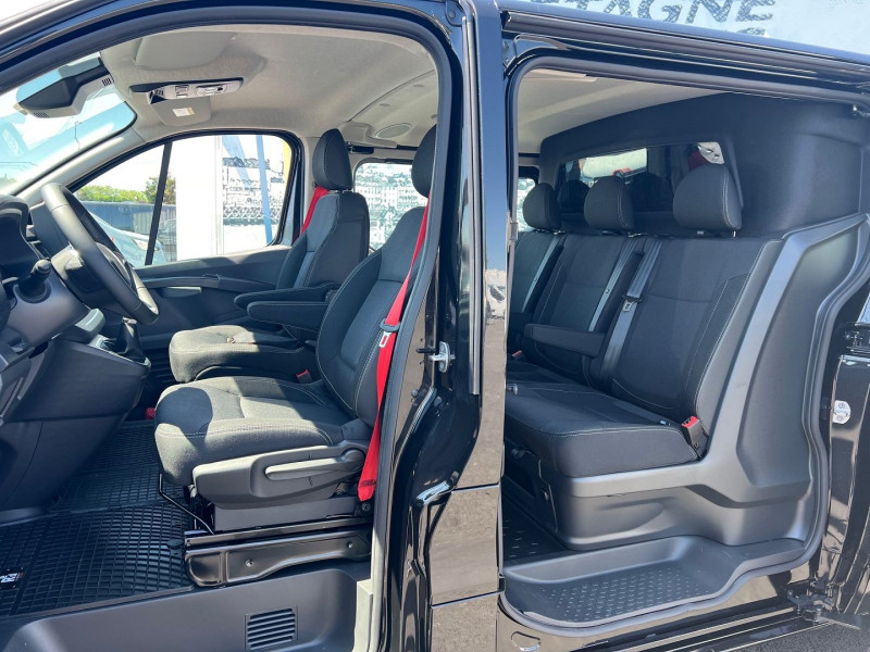 Photo 5 de l'offre de RENAULT TRAFIC NOIR 5 PLACES BVA9 170 CV L2H1 EXCLUSIVE + OPTIONS à 46740€ chez Bretagne Utilitaires