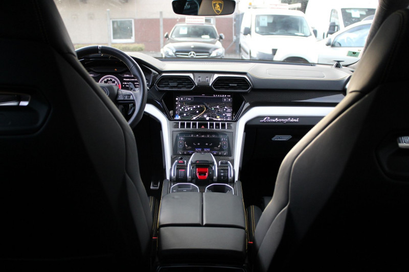 Photo 9 de l'offre de LAMBORGHINI URUS 4.0 V8 650CH BITURBO à 328000€ chez Visiteauto.fr