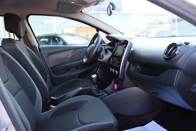 Photo 6 de l'offre de RENAULT CLIO IV STE 1.5 DCI 75CH ENERGY BUSINESS REVERSIBLE E6C à 8990€ chez Visiteauto.fr