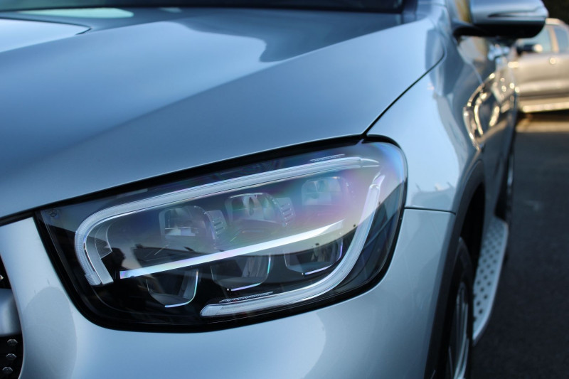 Photo 20 de l'offre de MERCEDES-BENZ GLC 300 E 211+122CH AMG LINE 4MATIC 9G-TRONIC EURO6D-T-EVAP-ISC à 53890€ chez Visiteauto.fr