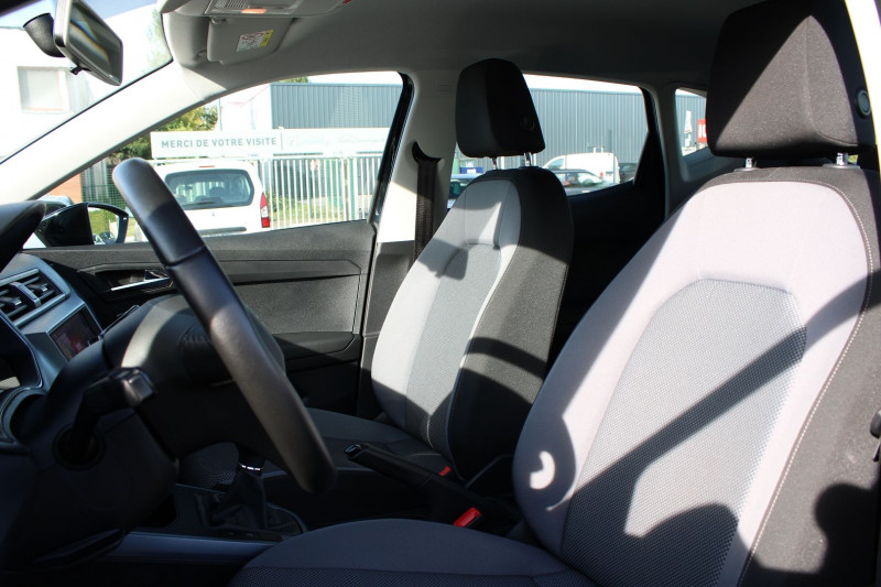 Photo 10 de l'offre de SEAT ARONA 1.0 ECOTSI 95CH STYLE EURO6D-T PACK HIVER PARK ASSIST à 14990€ chez Visiteauto.fr