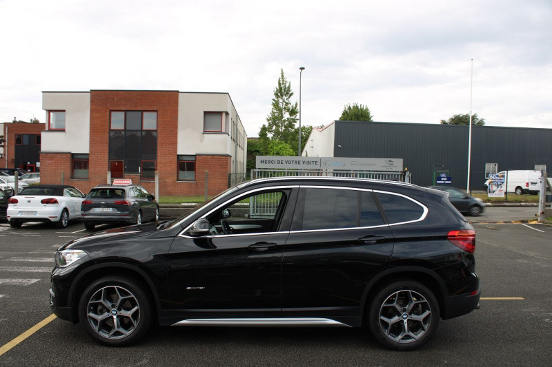 Photo 17 de l'offre de BMW X1 (F48) SDRIVE18IA 136CH XLINE ACCES CONFORT CAMERA DE RECUL CIEL DE TOIT NOIR à 22890€ chez Visiteauto.fr