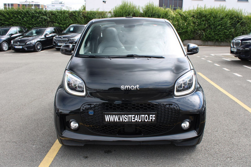 Photo 13 de l'offre de SMART FORTWO CABRIOLET EQ 82CH PRIME CHARGEUR RAPIDE 22 KW INTÉGRÉ PACK HIVER à 17990€ chez Visiteauto.fr