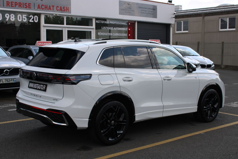 Photo 3 de l'offre de VOLKSWAGEN TIGUAN 1.5 ETSI 150CH R-LINE DSG7 CAM360 MATRIX LED TOIT OUVRANT à 47990€ chez Visiteauto.fr