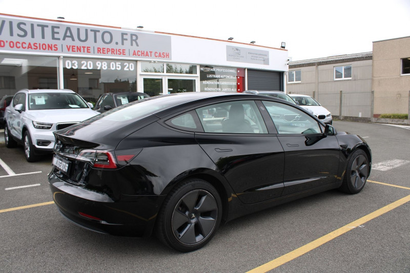 Photo 3 de l'offre de TESLA MODEL 3 STANDARD RWD PLUS MY21 à 29890€ chez Visiteauto.fr