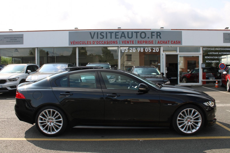 Photo 2 de l'offre de JAGUAR XE 2.0D 180CH R-SPORT BVA8 à 20990€ chez Visiteauto.fr