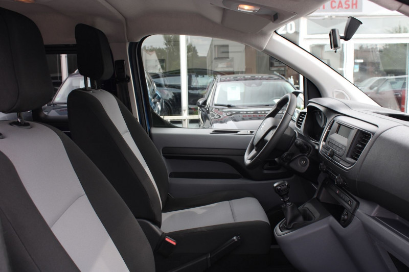 Photo 6 de l'offre de CITROEN SPACETOURER M BLUEHDI 115CH BUSINESS S&S PACK CONFORT à 21990€ chez Visiteauto.fr