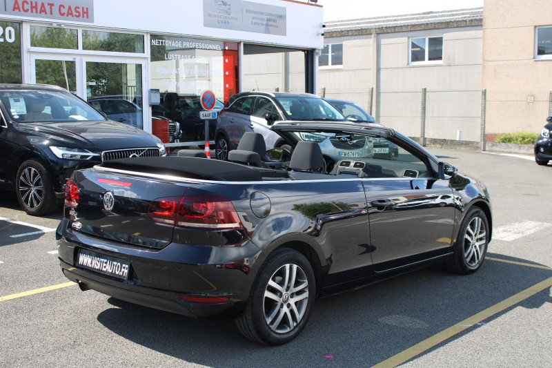 Photo 5 de l'offre de VOLKSWAGEN GOLF VI CABRIOLET 1.6 TDI 105CH FAP à 8990€ chez Visiteauto.fr