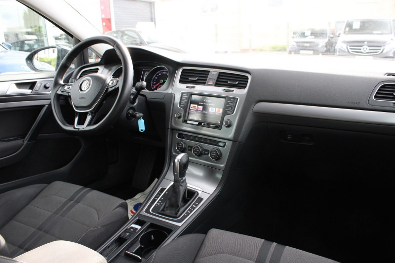 Photo 6 de l'offre de VOLKSWAGEN GOLF VII 1.4 TSI 125CH BLUEMOTION TECHNOLOGY CARAT DSG7 5P à 13890€ chez Visiteauto.fr