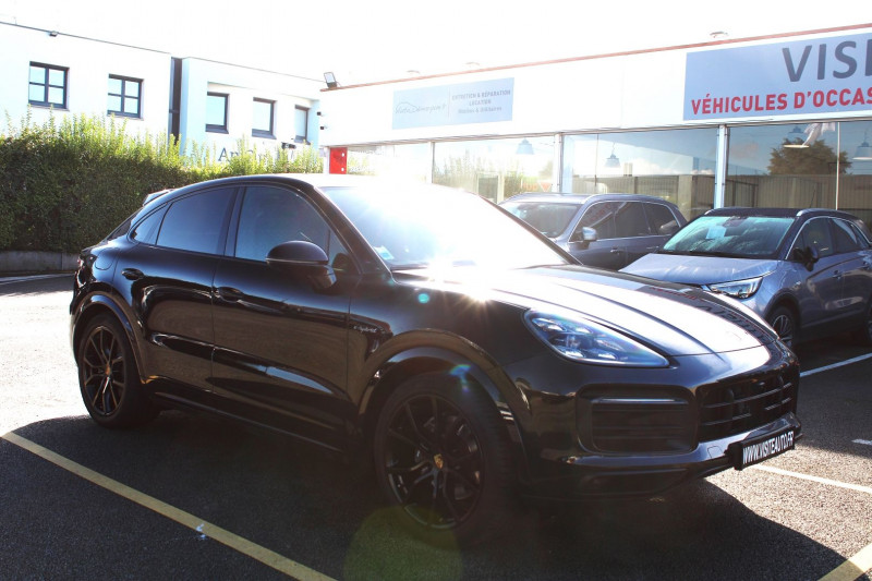 Porsche CAYENNE COUPE (9YA) 3.0 V6 462CH E-HYBRID BOSE TETE HAUTE PDLS+ ACCES CONFORT ROUES ARRIERES DIRECTR Hybride NOIR Occasion à vendre