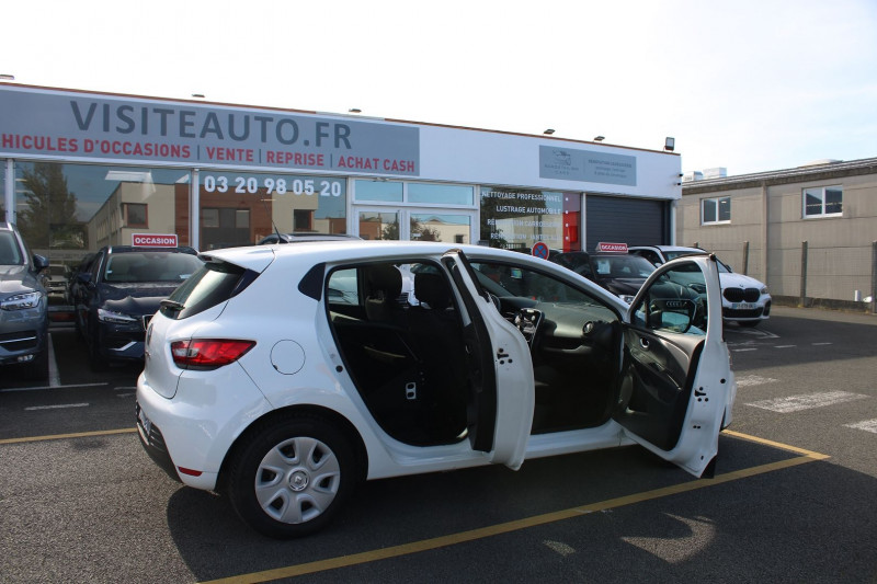 Photo 4 de l'offre de RENAULT CLIO IV STE 1.5 DCI 75CH ENERGY AIR à 9490€ chez Visiteauto.fr