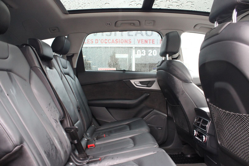 Photo 20 de l'offre de AUDI Q7 3.0 V6 TDI 272CH CLEAN DIESEL AVUS EXTENDED QUATTRO TIPTRONIC 7 PLACES ATTELAGE à 37890€ chez Visiteauto.fr