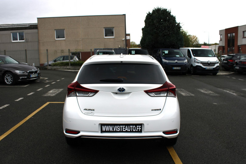 Photo 11 de l'offre de TOYOTA AURIS HSD 136H DESIGN BUSINESS à 14990€ chez Visiteauto.fr