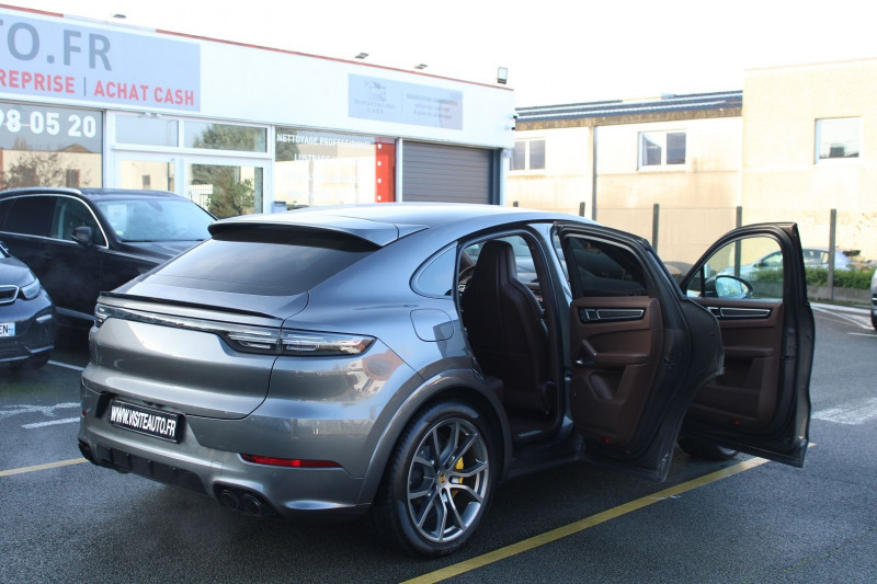 Photo 4 de l'offre de PORSCHE CAYENNE COUPE (9YA) 4.0 V8 680CH TURBO S E-HYBRID TVA RECUPERABLE CAM360 PDLS+ ROUES ARRIERES DIRECT à 99890€ chez Visiteauto.fr