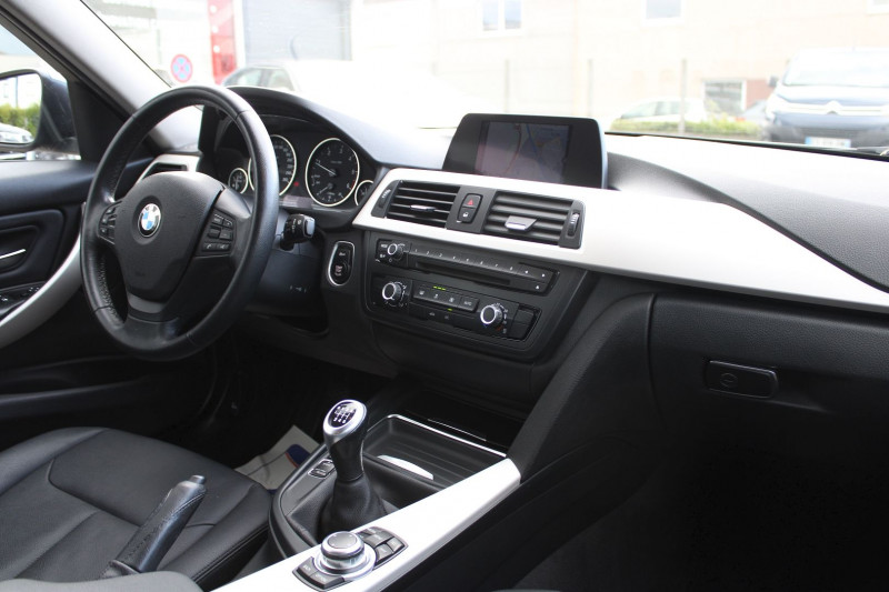 Photo 6 de l'offre de BMW SERIE 3 TOURING (F31) 318D 136CH BUSINESS à 11990€ chez Visiteauto.fr